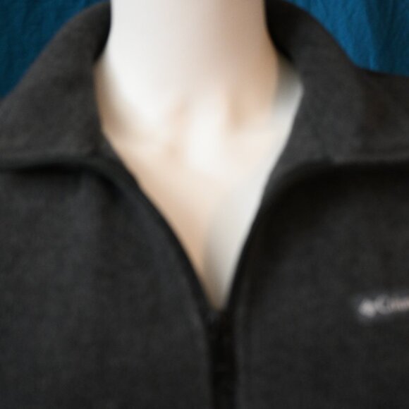 Columbia Large Vest - Picture 3 of 10